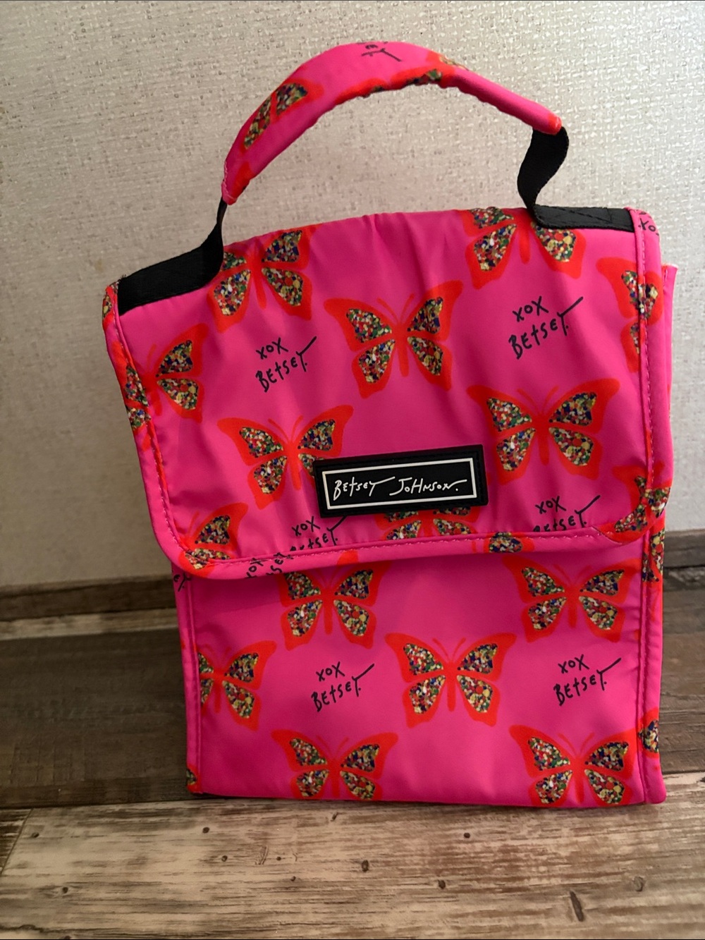 Betsey Johnson Pink Butterfly Lunch Tote - Picture 2 of 7